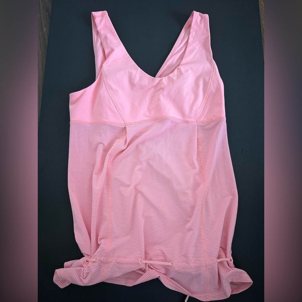 Lululemon - Tank